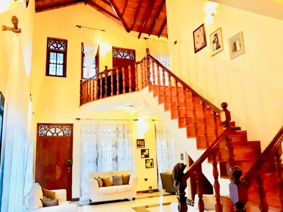 Hotel Ama Villa Negombo